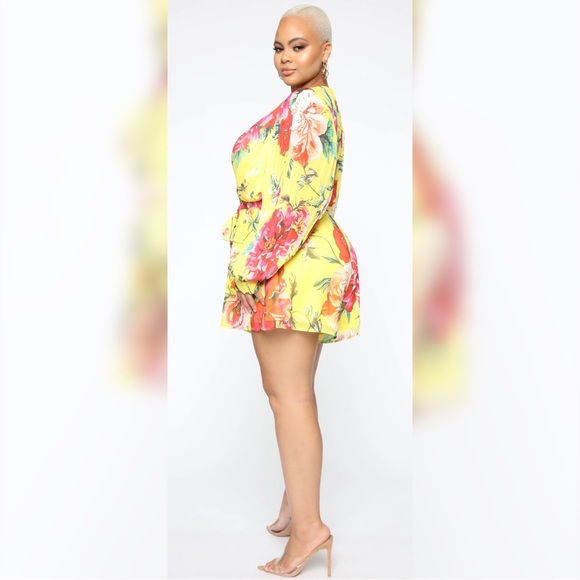 Fashion Nova Shantel Romper in Yellow combo sz 1X New - Picture 4 of 8